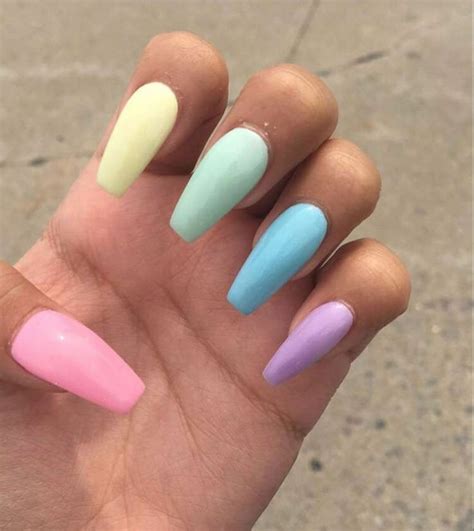 uñas para morochas|5 colores de uñas perfectos para pieles morenas